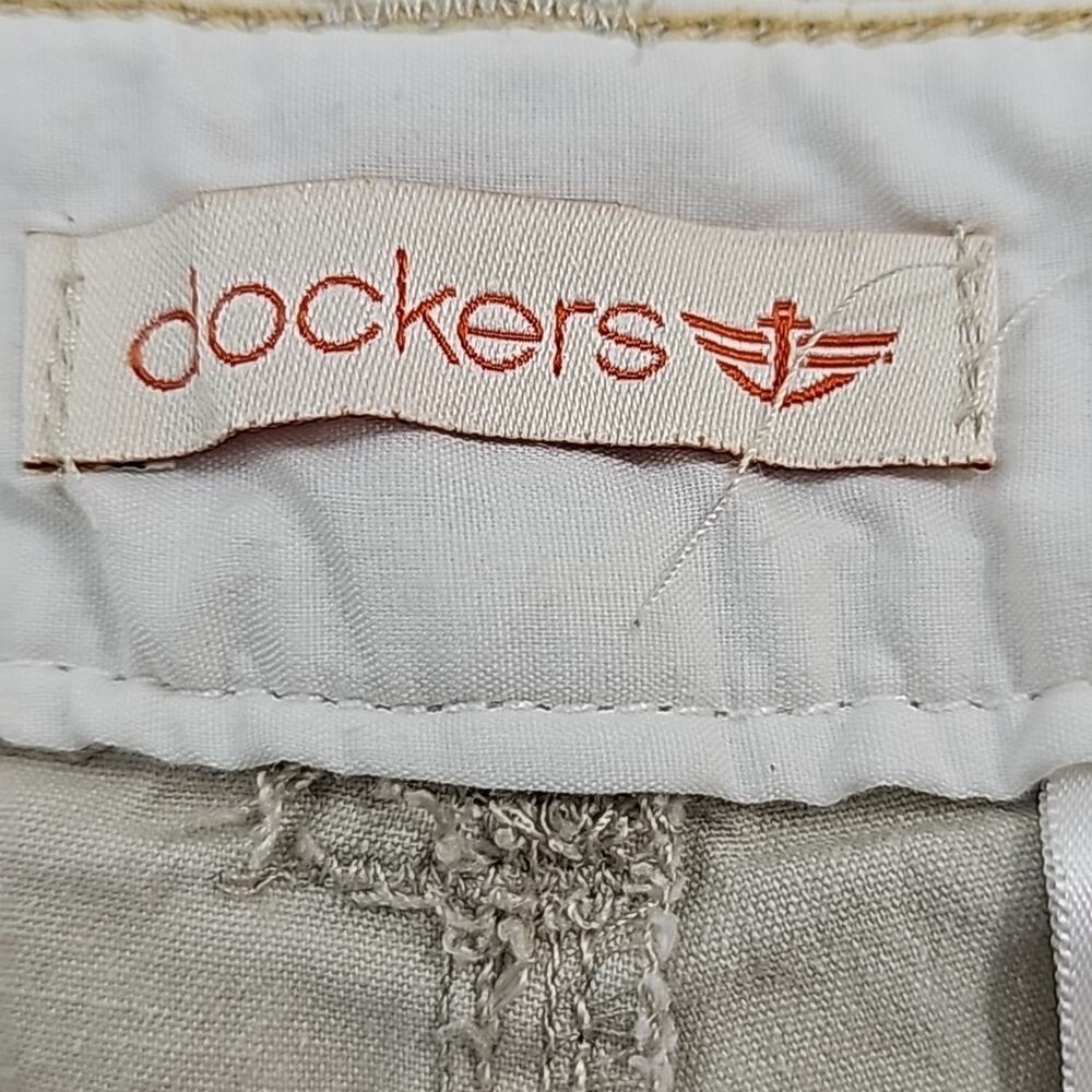 Womens Sz 14 Kacki Shorts Modest Neutral Pockets Casual Classic Dockers - Picture 3 of 11
